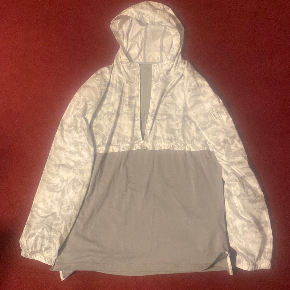 Under armour XL half sweat shirt, half windbreaker